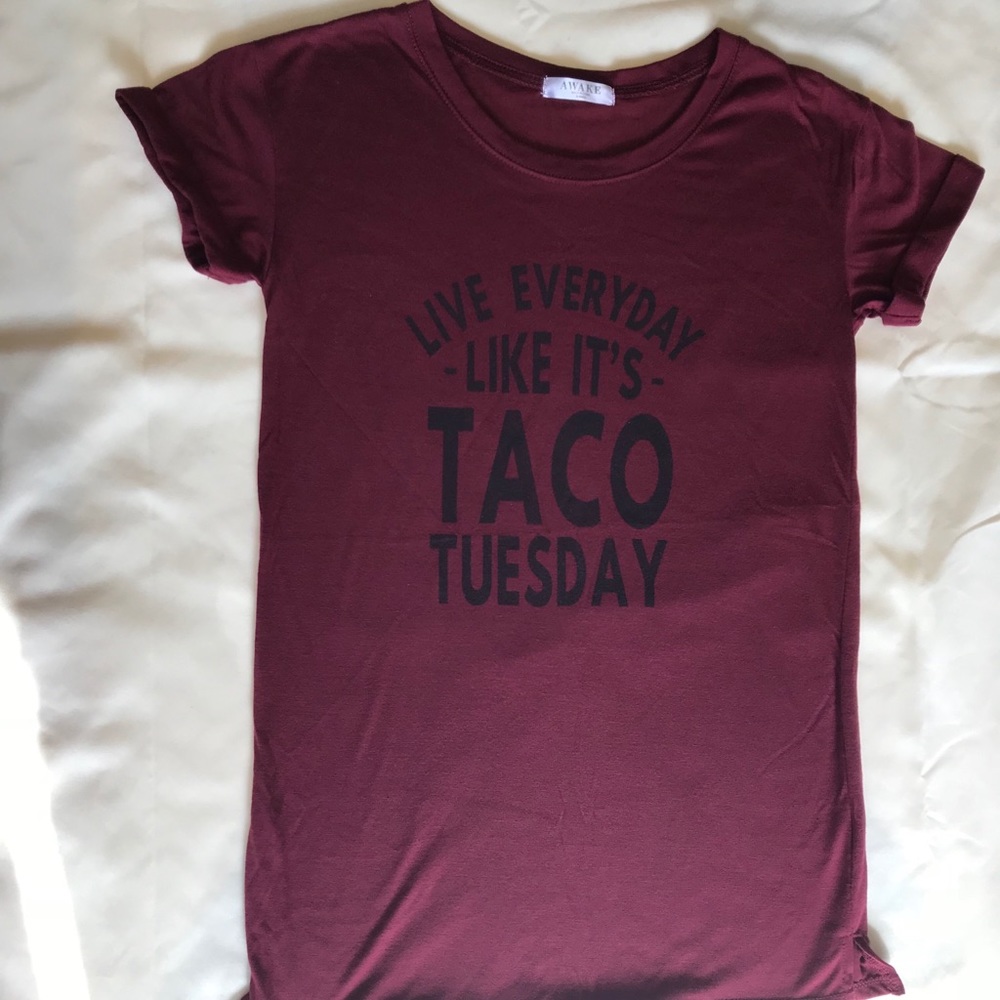 Maroon Taco Graphic tee